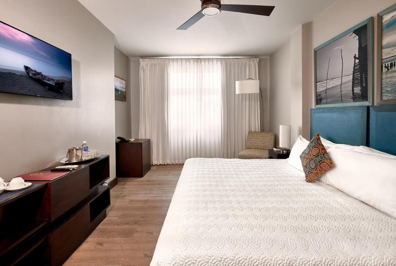 R Hotel Kingston Esterno foto