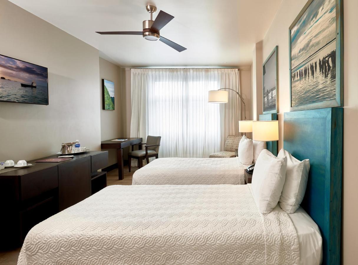 R Hotel Kingston Esterno foto