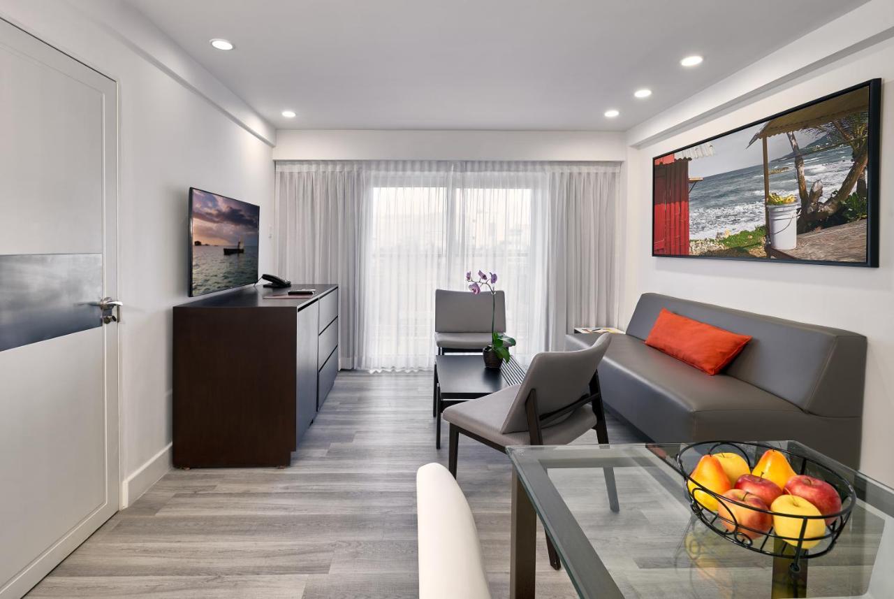 R Hotel Kingston Esterno foto